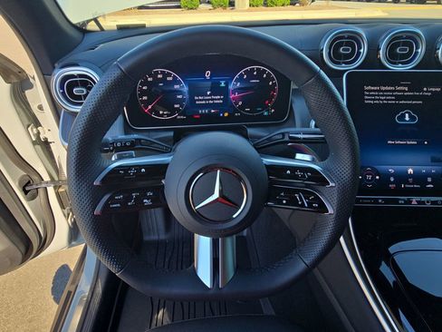 Certified 2025 Mercedes-Benz GLC 300 GLC 300 image 21