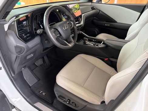Used 2025 Lexus TX 350 FWD w/ Convenience Package image 2