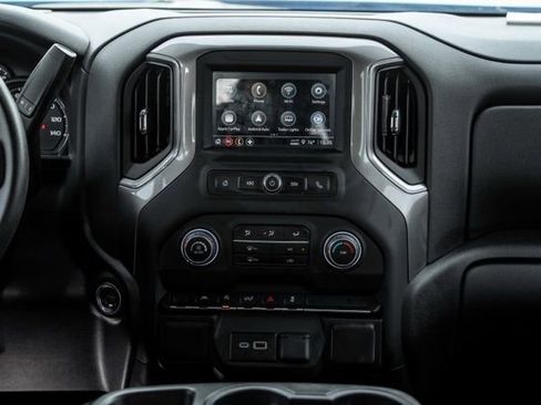 Used 2025 Chevrolet Silverado 1500 Custom image 22