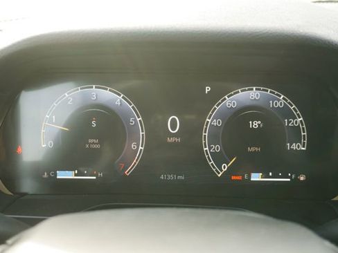 Used 2023 Jeep Grand Cherokee Altitude image 25