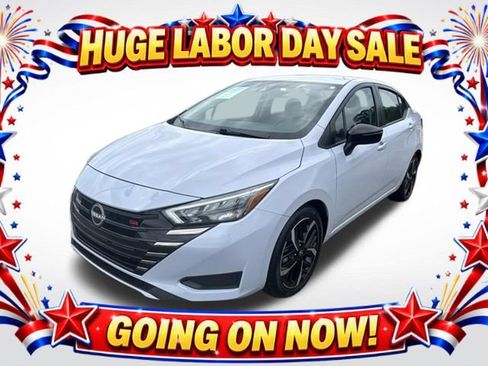Used 2024 Nissan Versa SR FWD image 1