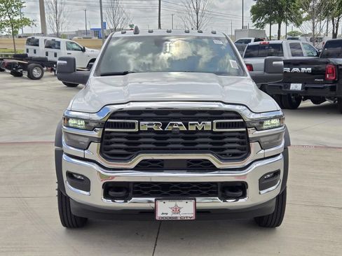 New 2026 RAM 5500 Tradesman w/ Chrome Appearance Group AWD/4WD image 10