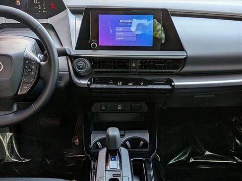 Used 2024 Toyota Prius LE image 14