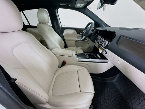 New 2026 Mercedes-Benz GLA 250 image 30