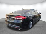 Used 2017 Ford Fusion SE w/ Fusion SE Technology Package image 4