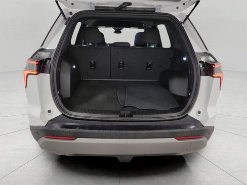 Used 2025 Chevrolet Equinox LT w/ Safety and Technology Package image 15