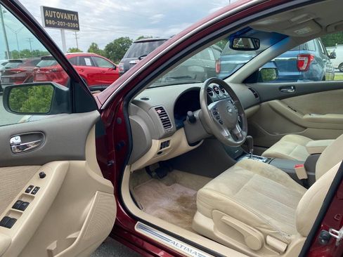 Used 2012 Nissan Altima 2.5 S w/ 20th Anniversary Pkg FWD image 7
