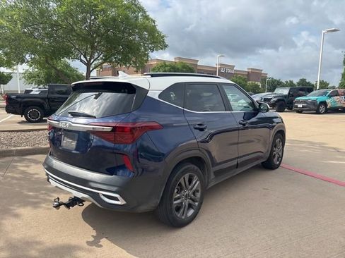 Used 2023 Kia Seltos S w/ Navigation Package image 5