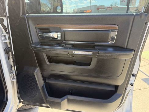 Used 2015 RAM 1500 Laramie w/ Convenience Group image 22