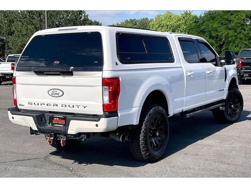 Used 2019 Ford F250 Lariat w/ Lariat Ultimate Package AWD/4WD image 15
