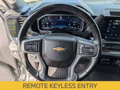 Used 2025 Chevrolet Silverado 1500 LT AWD/4WD image 14
