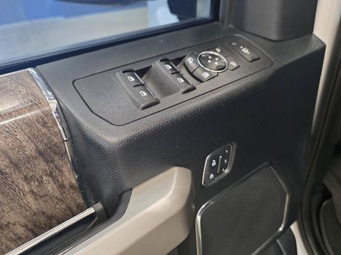 Used 2018 Ford F350 Lariat w/ Lariat Ultimate Package AWD/4WD image 18