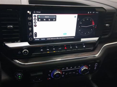 Used 2024 GMC Sierra 1500 SLT w/ SLT Premium Plus Package image 25