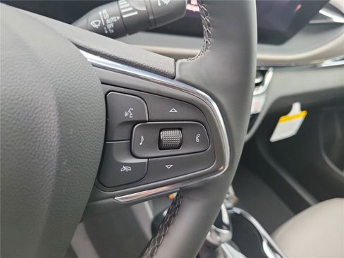 New 2026 Buick Envista Avenir image 24