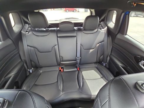 Certified 2026 Jeep Compass Latitude AWD/4WD image 37