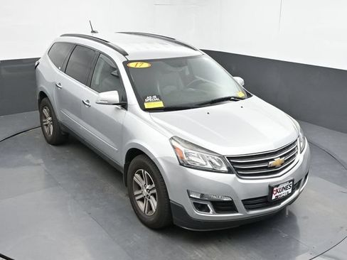 Used 2017 Chevrolet Traverse LT AWD/4WD image 15