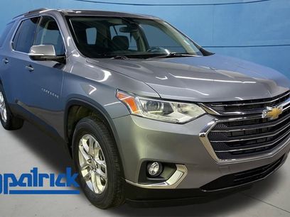 Used 2020 Chevrolet Traverse LT