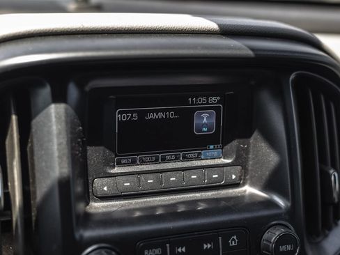 Used 2017 Chevrolet Colorado W/T AWD/4WD image 6