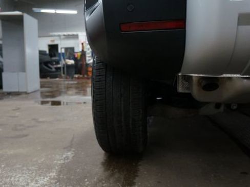 Used 2023 Land Rover Defender 90 S image 73