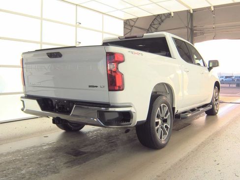 Used 2023 Chevrolet Silverado 1500 LT image 6