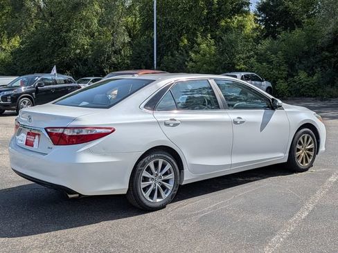 Used 2015 Toyota Camry XLE FWD image 5