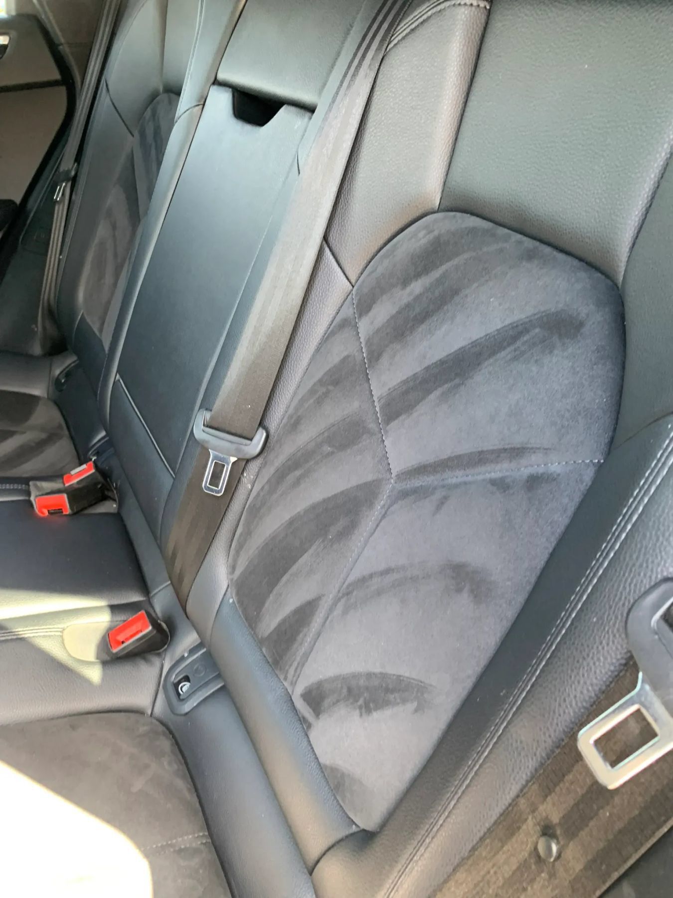 Used 2019 Porsche Macan AWD/4WD image 12