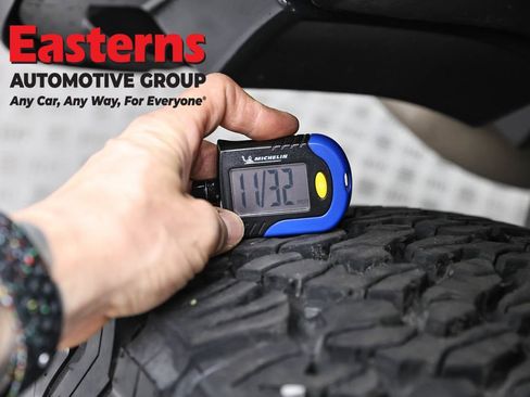 Used 2025 Jeep Wrangler Unlimited Rubicon 4xe w/ Safety Group image 28