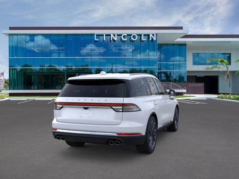New 2025 Lincoln Aviator Reserve w/ Illumination Package image 8