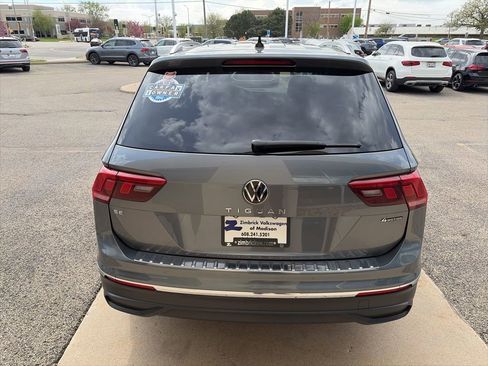 Used 2023 Volkswagen Tiguan SE AWD/4WD image 9