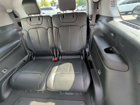 Used 2024 Jeep Grand Cherokee L Limited AWD/4WD image 14