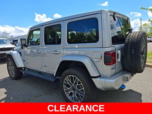 Used 2024 Jeep Wrangler High Altitude AWD/4WD image 4