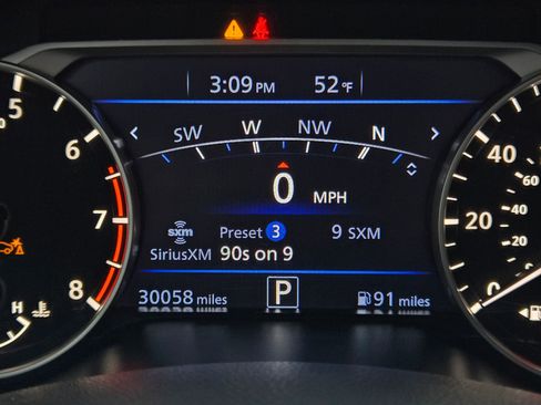 Used 2024 Nissan Altima 2.5 SR w/ SR Premium Package image 16