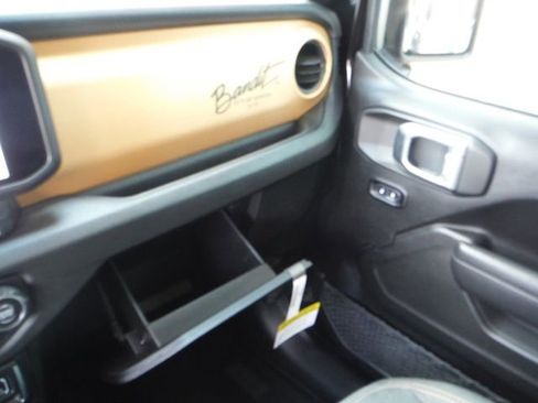 Used 2025 Jeep Gladiator Sport AWD/4WD image 54