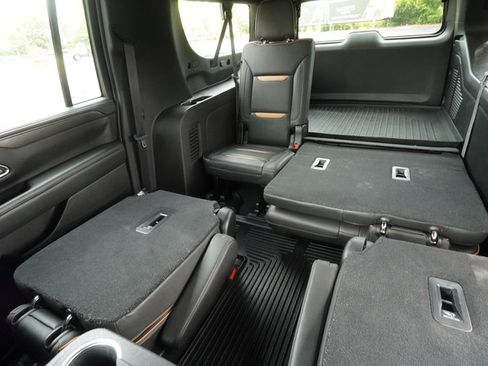 Used 2021 GMC Yukon XL AT4 AWD/4WD image 22