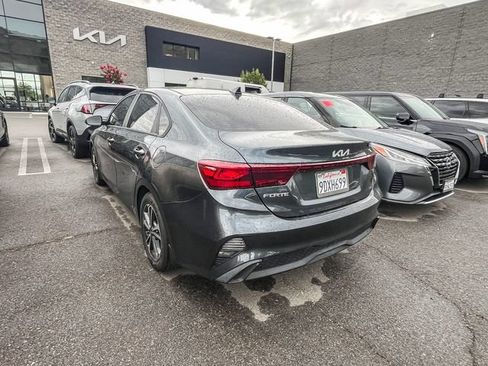 Used 2023 Kia Forte LXS w/ LXS Technology Package FWD image 13