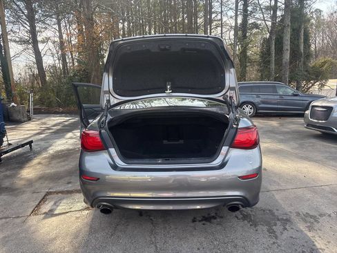 Used 2018 INFINITI Q70 Luxe w/ Sport Package image 13