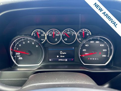 Used 2021 Chevrolet Silverado 1500 LT AWD/4WD image 23