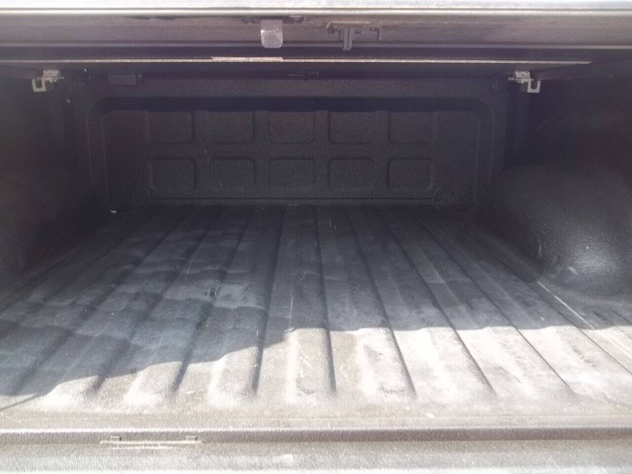 Used 2018 RAM 1500 Express w/ Wheel & Sound Group AWD/4WD image 13