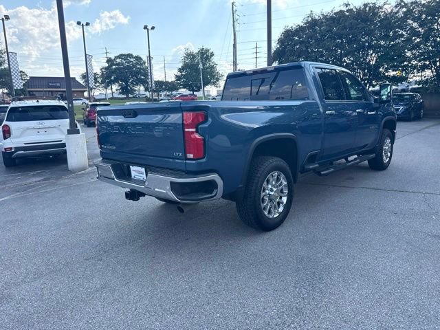 Used 2025 Chevrolet Silverado 2500 LTZ w/ LTZ Convenience Package AWD/4WD image 14