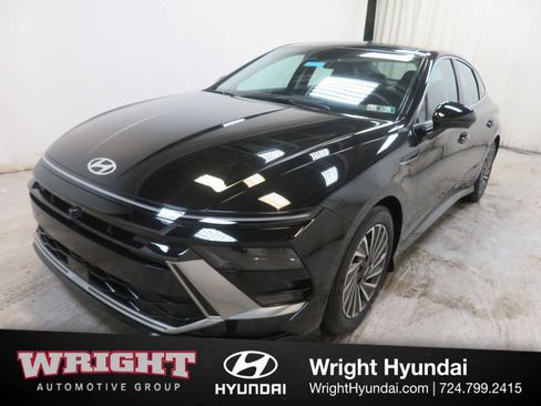 Certified 2025 Hyundai Sonata Limited image 3