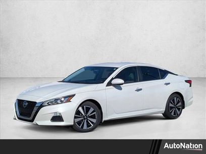 Used 2022 Nissan Altima 2.5 SV
