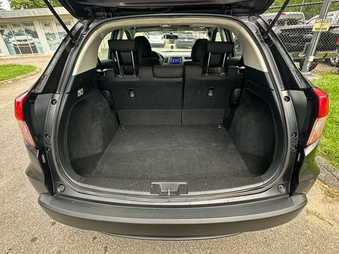 Used 2016 Honda HR-V LX image 13