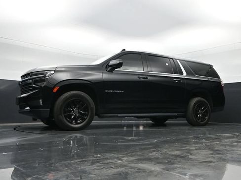 Used 2021 Chevrolet Suburban LT AWD/4WD image 53