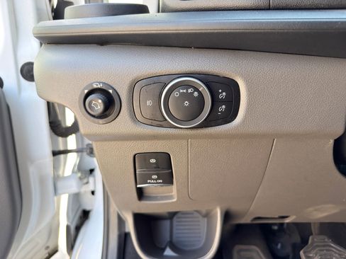 Used 2021 Ford Transit 350 XLT RWD image 25