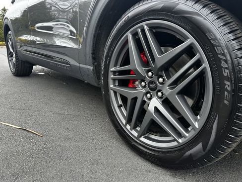 Certified 2025 Ford Explorer ST w/ Sun And Sound Package image 11