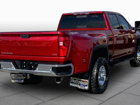 Used 2022 Chevrolet Silverado 3500 LTZ w/ LTZ Texas Edition AWD/4WD image 13