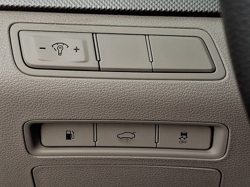 Used 2015 Hyundai Sonata SE FWD image 24