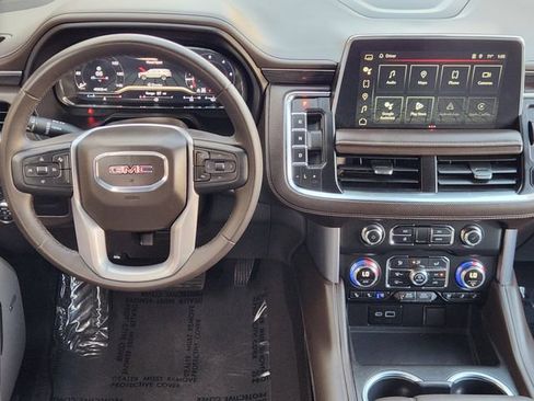 Used 2024 GMC Yukon SLT image 23