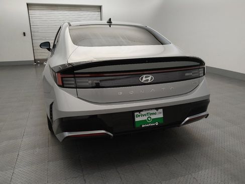Used 2025 Hyundai Sonata SEL AWD/4WD image 6