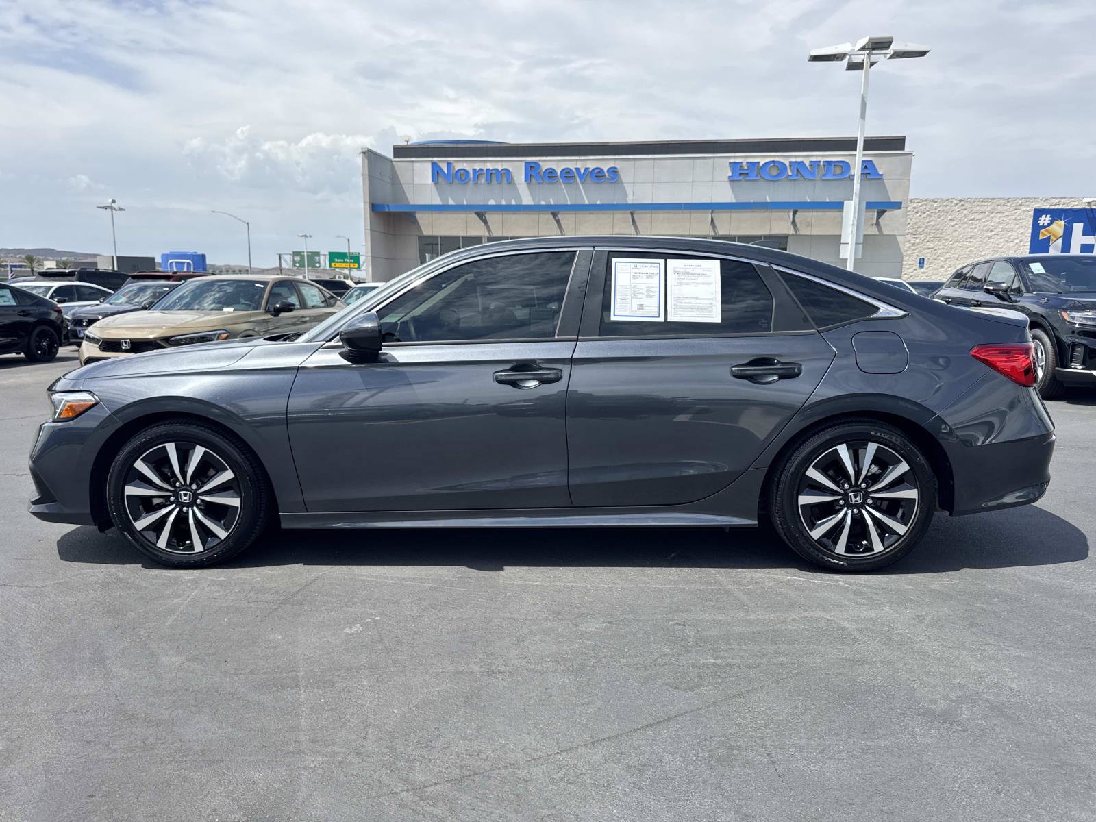 Used 2024 Honda Civic EX image 2